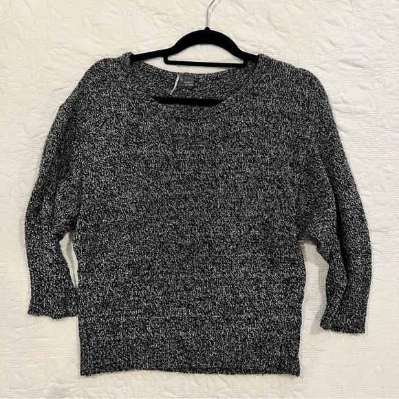 Sparkle & Fade black and white sweater size medium - Picture 1 of 4